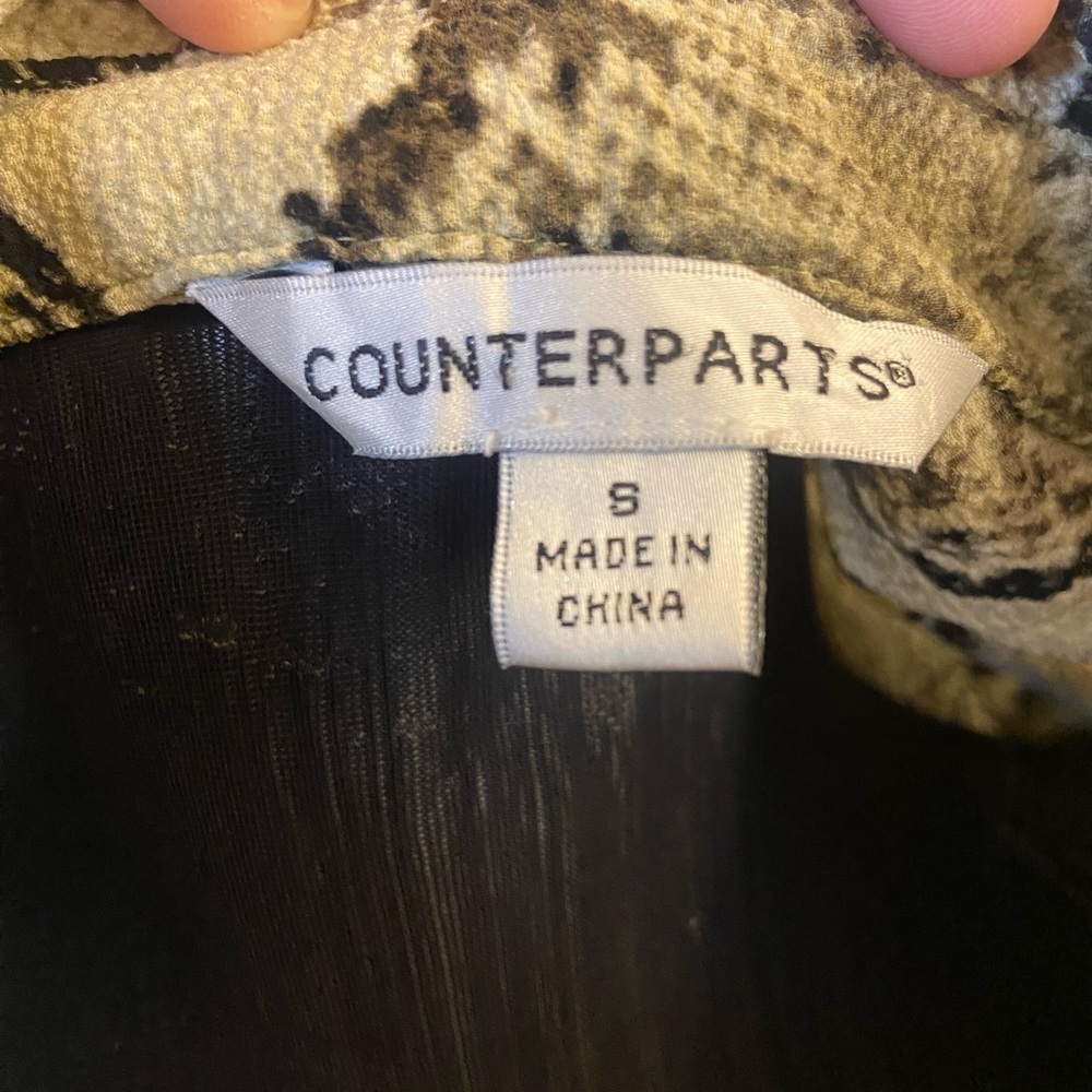 Counterparts Women's Animal Print Button-down Blouse Size Small - Picture 13 of 14